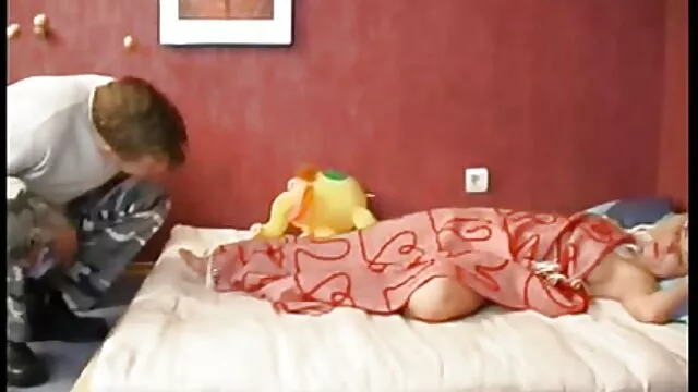 Marta Pusa, mourir Pornonutte film porno français lesbienne