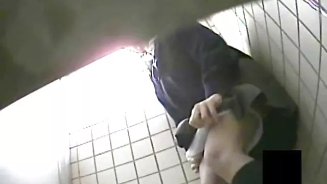 Riley Reid apprend film entier francais porno à faire une gorge profonde