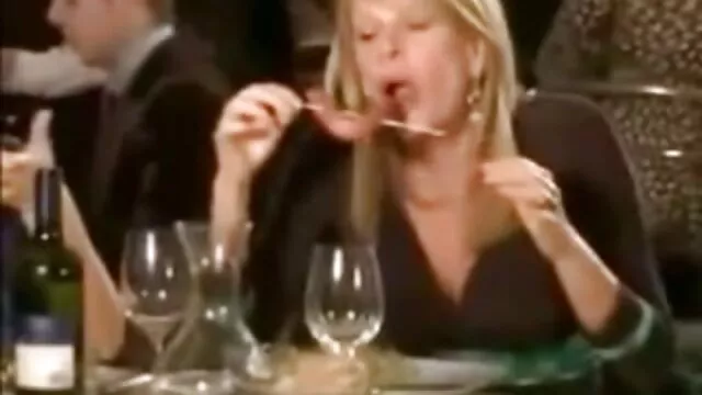 Indien la recherche Gros video film porno en francais seins modèle fille