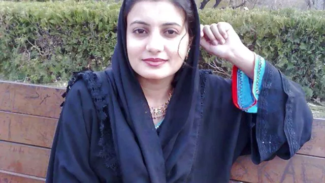 L'animateur convainc une brune allemande de le faire devant gay francais amateur video la caméra